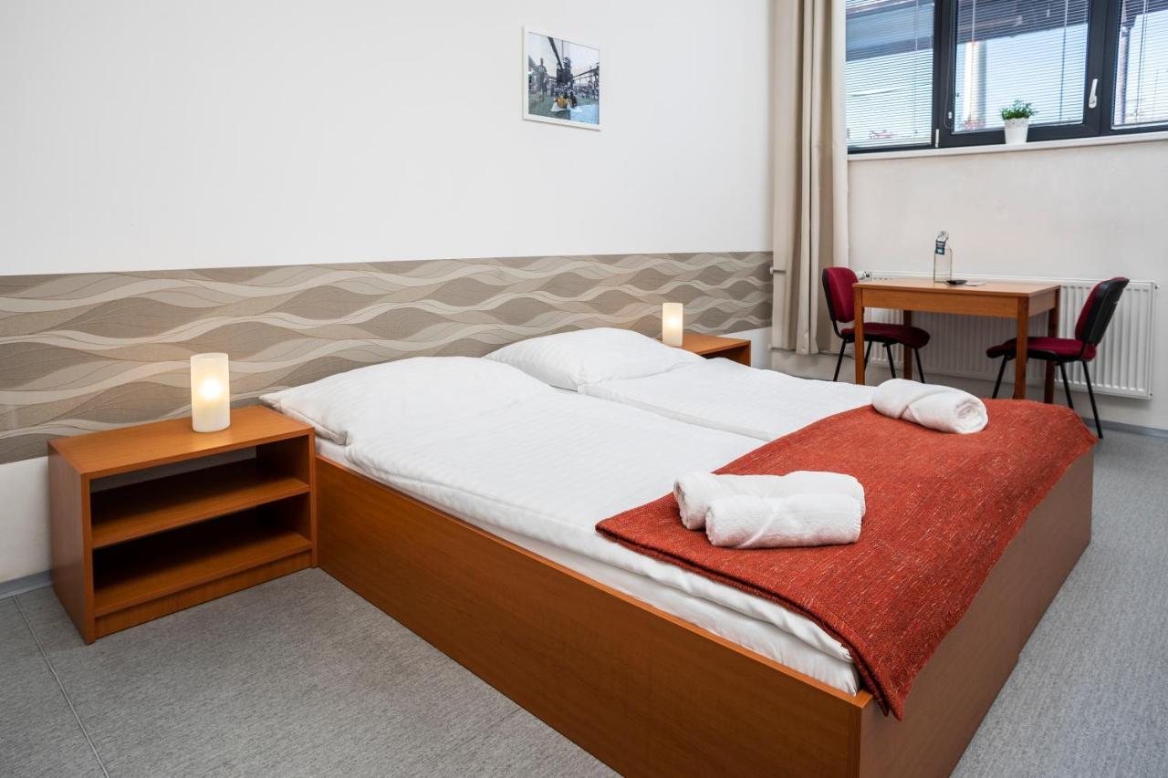 אוסטרבה Hotel Vp1 מראה חיצוני תמונה