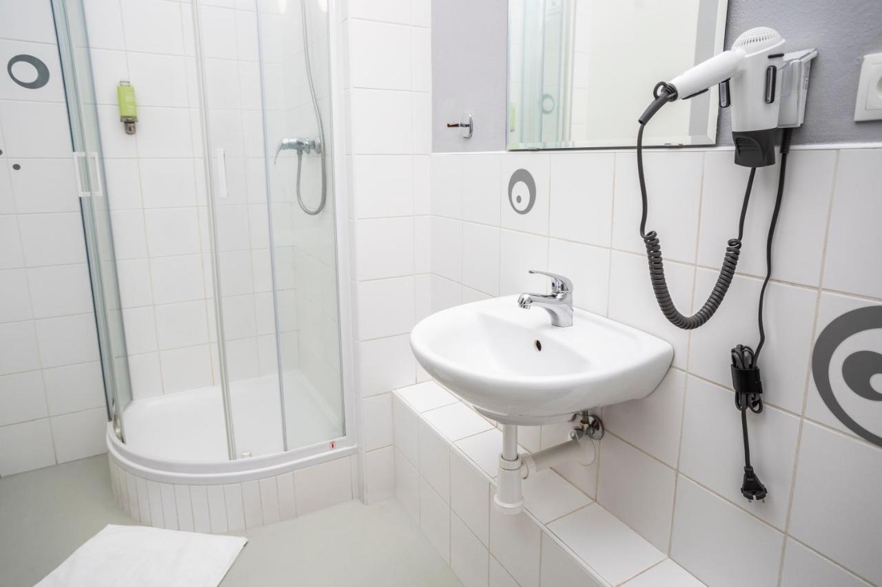 אוסטרבה Hotel Vp1 מראה חיצוני תמונה